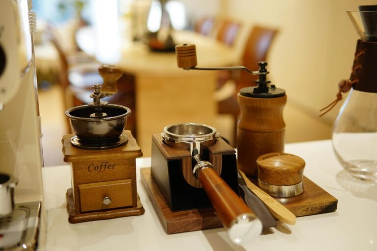 Top 10 Manual Nut Grinders in 2025 – Best Hand Grinders for Nuts & Coffee